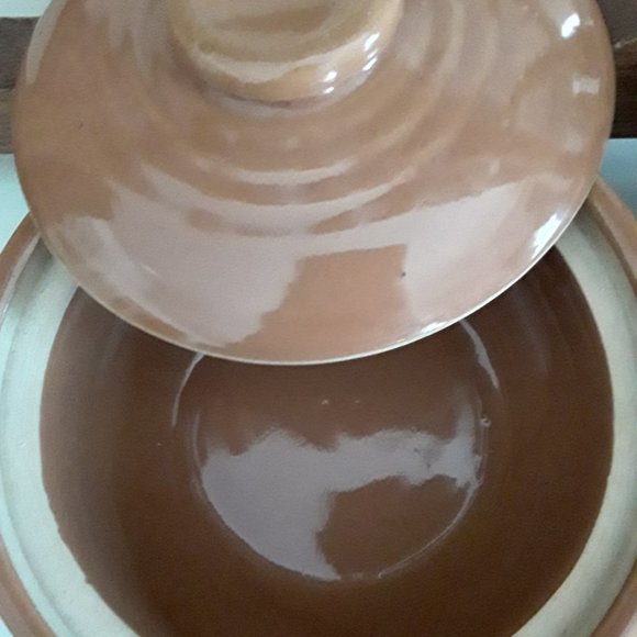 Vintage Soup Crocks with Covers - Set of Two - Picture 4 of 7